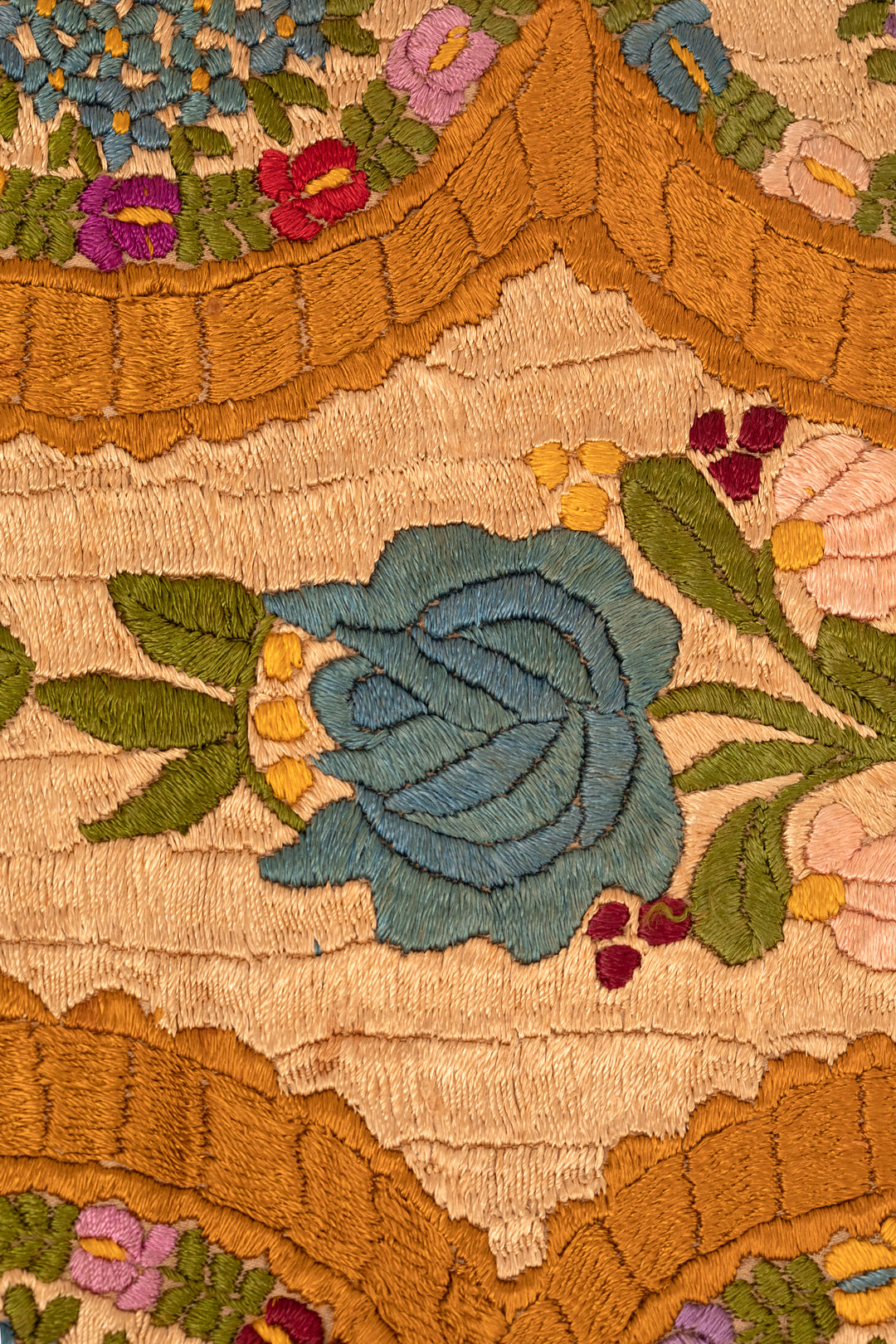 Matyó Embroidered Runner with Fringe