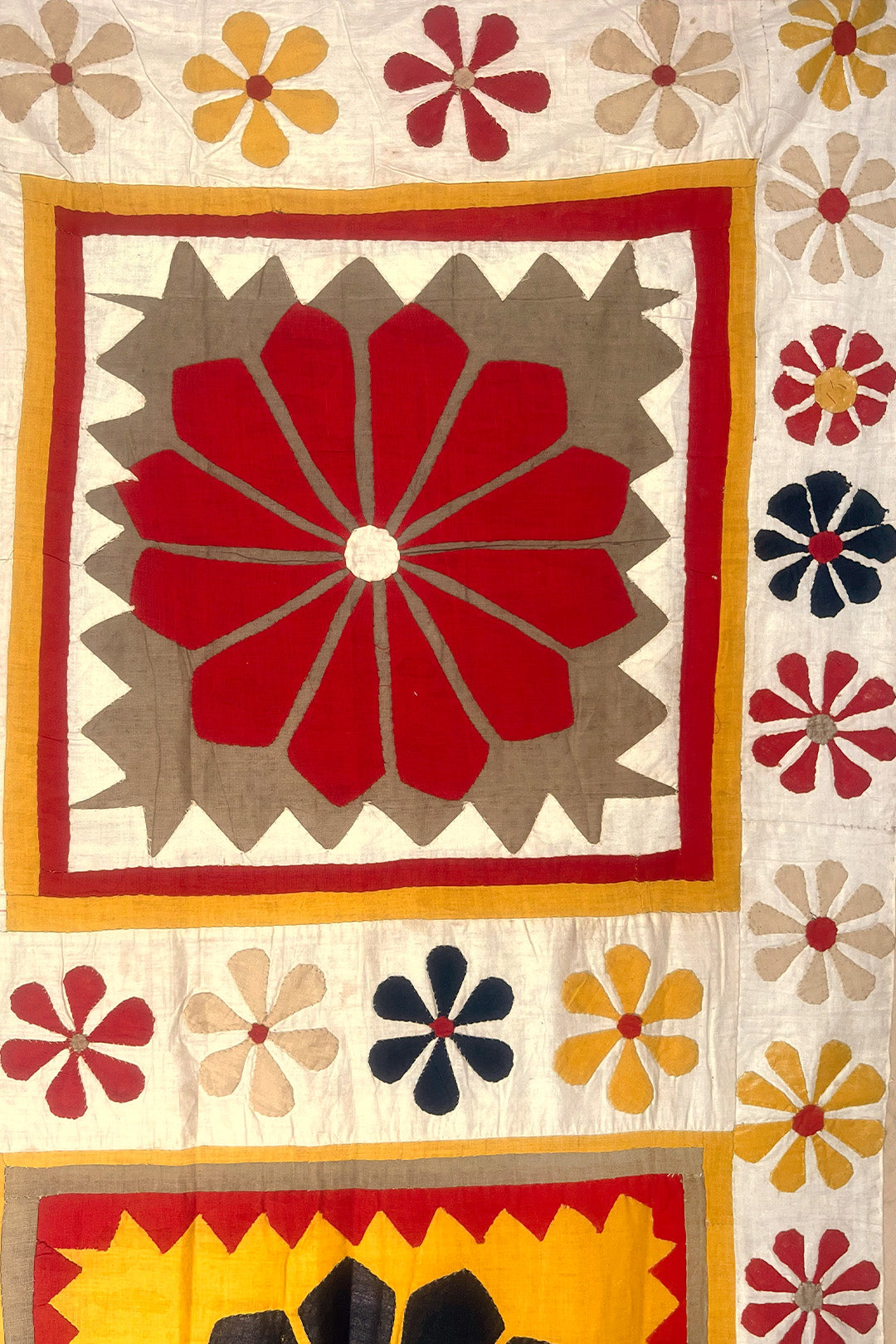 Appliqué Floral Banner